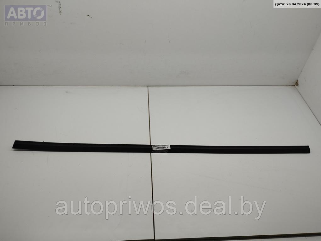 Молдинг стекла двери задней правой наружный Audi A4 B6 (2001-2004) - фото 1 - id-p226411016