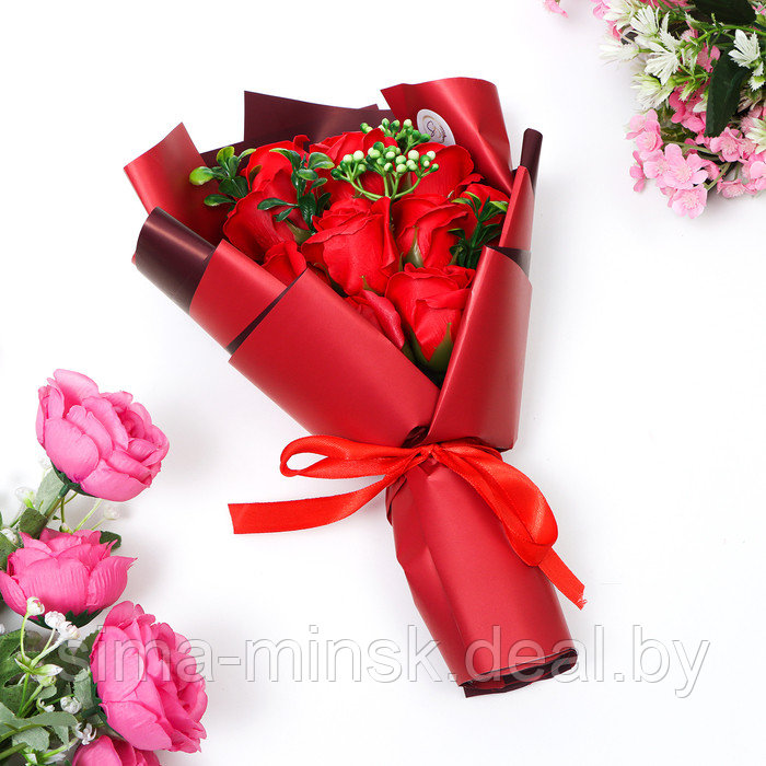 Эксклюзивный букет из красных мыльных роз, 11 шт - фото 6 - id-p226725135