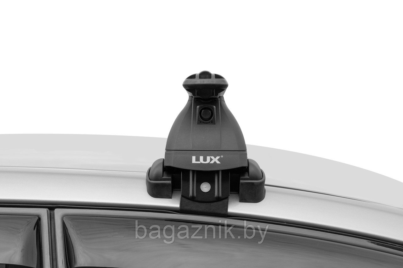 Багажник поперечины LUX Volkswagen Polo Sedan 2009- с дугами аэро-классик (53мм) - фото 4 - id-p226727382