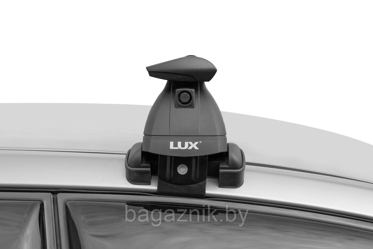 Багажник поперечины LUX Volkswagen Polo Sedan 2009- с дугами аэро-трэвэл (82мм) - фото 4 - id-p181447471