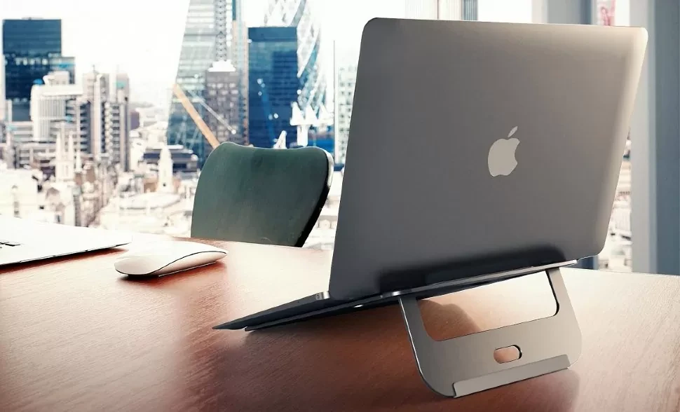Подставка Satechi Aluminum Portable & Adjustable Laptop Stand для Apple MacBook Серебро - фото 2 - id-p226740114