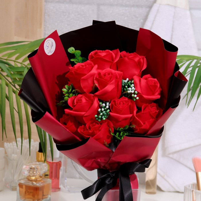 Эксклюзивный букет из красных мыльных роз, 11 шт - фото 4 - id-p226754057
