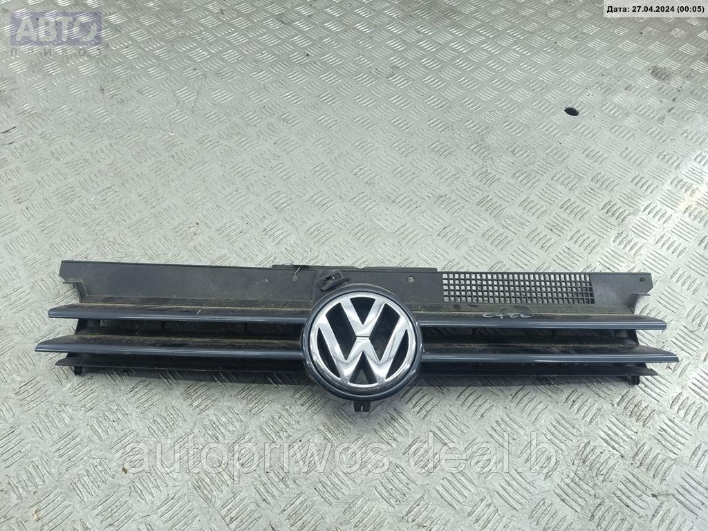 Решетка радиатора Volkswagen Golf-4 - фото 1 - id-p226763442