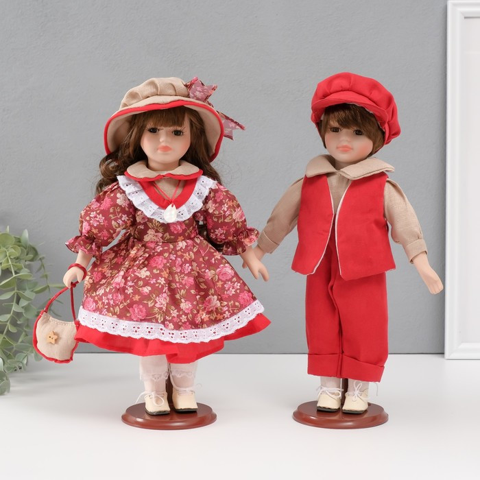 Кукла коллекционная парочка "Ксюша и Егор, бордовый наряд с цветами" набор 2 шт 31 см - фото 1 - id-p226787444