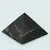 Шунгитовая пирамида неполированная (длина грани основания 10 см) - фото 1 - id-p226791119