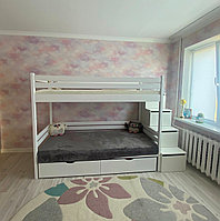 Двухъярусная кровать с лестницей-комодом (90х200 см)