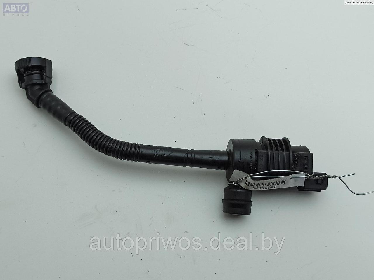 Клапан вентиляции топливного бака BMW 3 E46 (1998-2006) - фото 1 - id-p226807611