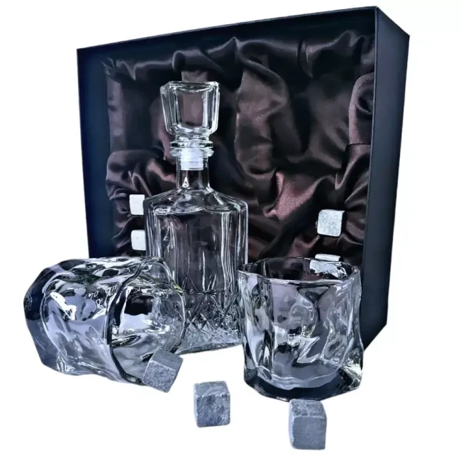 Подарочный набор для виски со штофом, 2 стакана, 6 камней AmiroTrend ABW-404 black transparent - фото 2 - id-p146616875