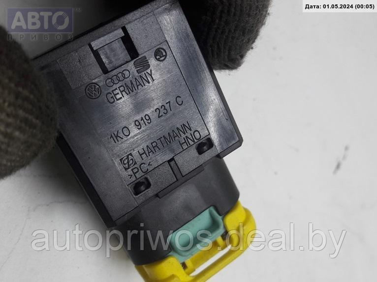 Кнопки управления прочие (включатель) Volkswagen Golf-5 - фото 2 - id-p226684363