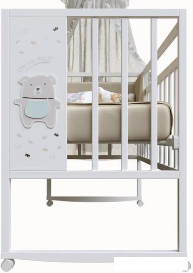 Классическая детская кроватка VDK Mini Loft 3D колесо-качалка Oh My Bear (белый) - фото 2 - id-p226580296