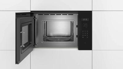 Микроволновая печь Bosch BFL524MB0, встраиваемая, 20л, 800Вт, черный - фото 3 - id-p226305058