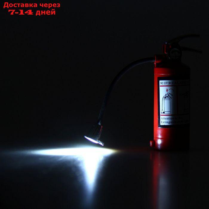 Зажигалка газовая "Огнетушитель" с фонариком, пьезо, 8 см - фото 3 - id-p226928835