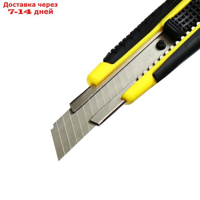Нож канцелярский 18мм пластик с мет направляющ, фиксатор, прорезиненный МИКС в блистере - фото 6 - id-p226963085