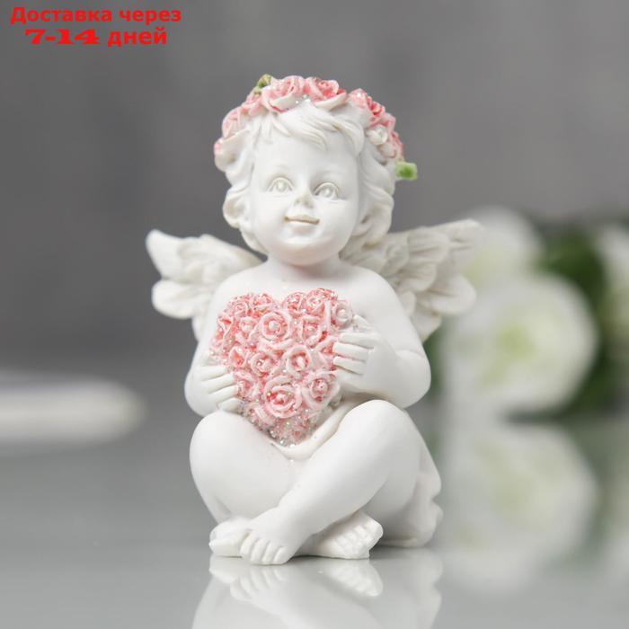 Фигурка полистоун "Ангел с сердечком из розовых роз" 7,5х6х6 см - фото 1 - id-p226980787