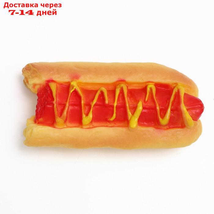 Игрушка пищащая "Недоеденный хот-дог" для собак, 12 см - фото 2 - id-p226995263