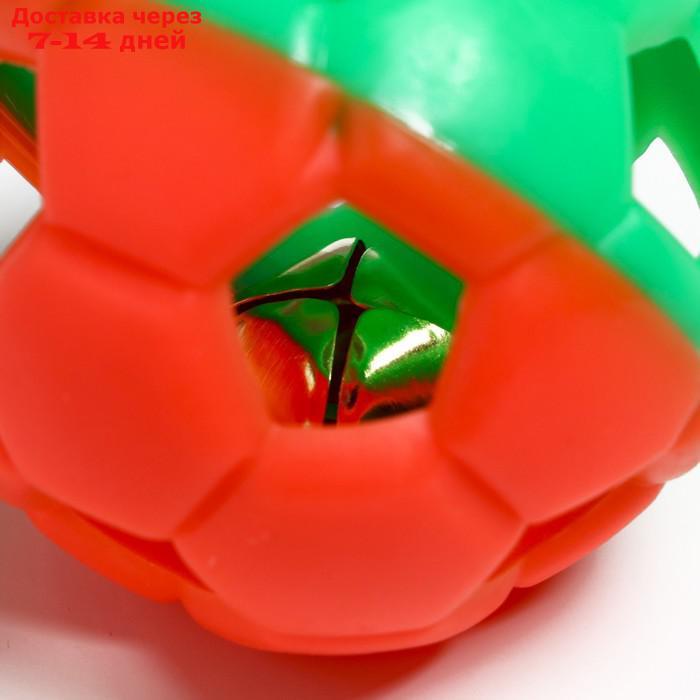 Игрушка резиновая "Футбольный мяч" с бубенчиком, 6 см, оранжевый/зелёный - фото 2 - id-p226999974