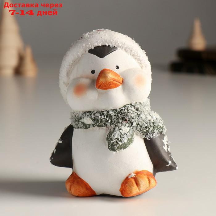 Сувенир керамика "Пингвинёнок в шапке и шарфике" 9х7,5х11,5 см - фото 1 - id-p227058597