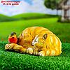Садовая фигура "Кошка спящая с птичкой" 13х29см, фото 6