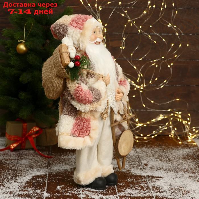 Дед Мороз "В клетчатой шубе, кофте ромбик, с подарками" 25х45 см - фото 4 - id-p227106275