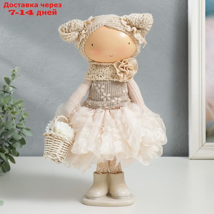 Кукла интерьерная "Малышка Зося в бежевом наряде, с корзиной цветов" 31x14x16 см - фото 1 - id-p227112045
