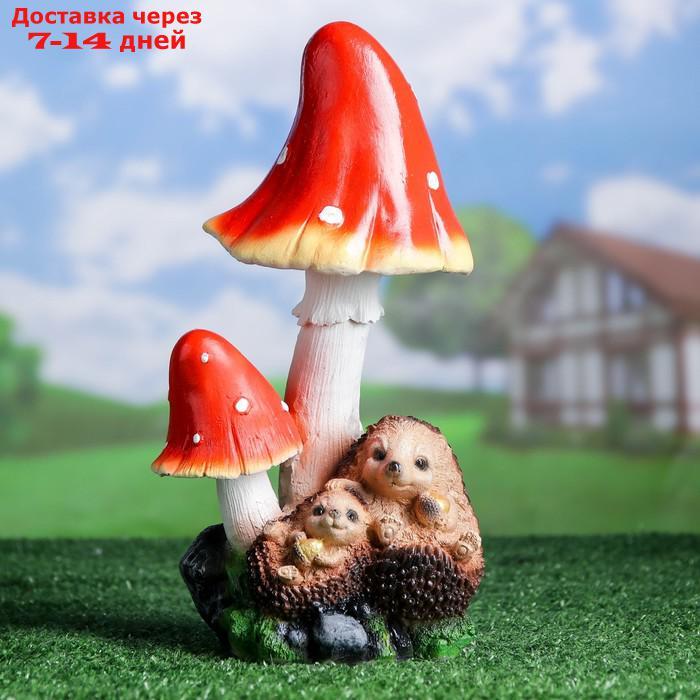 Садовая фигура "Ежи под грибами" 15*16*31 см