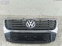 Решетка радиатора Volkswagen Passat B6