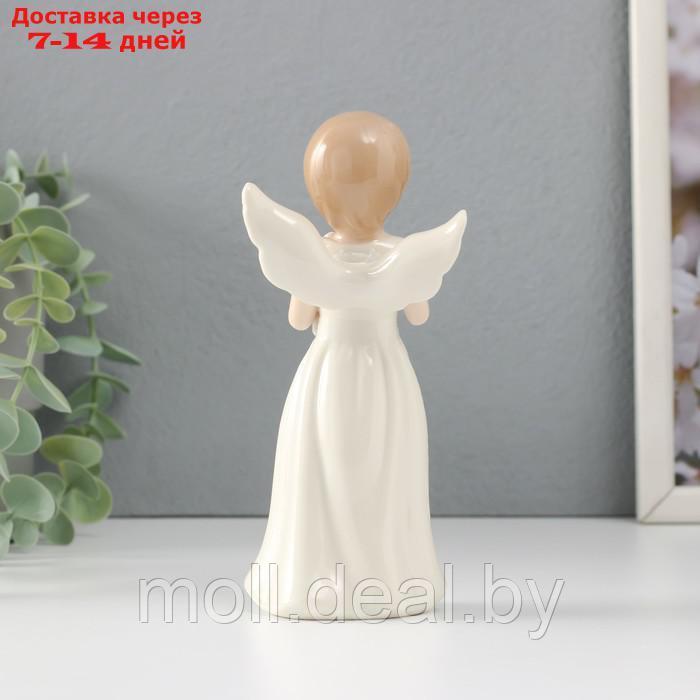 Сувенир керамика "Девочка-ангел в белом платье с сердцем в руках" 6,6х5х15,7 см - фото 3 - id-p227081611