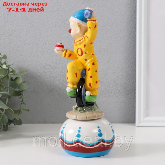 Сувенир керамика музыкальный "Клоун жонглирует сидя на колесе" 8,5х8,5х22 см - фото 4 - id-p227080177