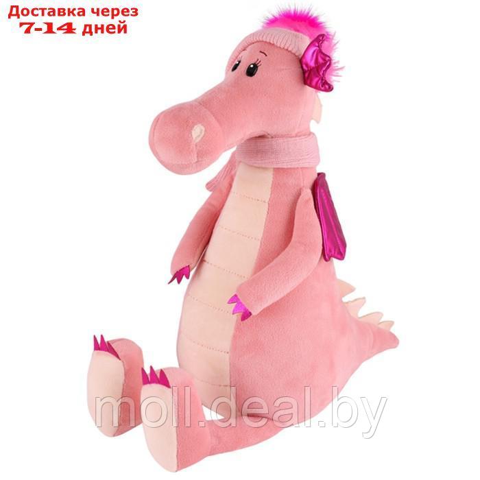 Мягкая игрушка "Дракон Эмма", розовая шапка с помпоном, 30 см - фото 1 - id-p227096590