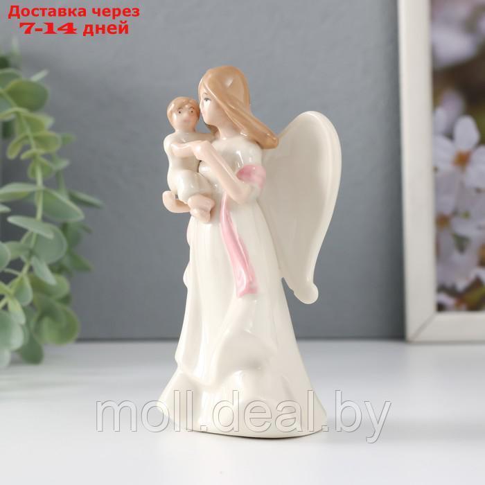 Сувенир керамика "Ангел в белом с ребёнком на руках" 7,3х4,4х11,5 см - фото 2 - id-p227081407