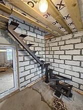 Металлокаркас для лестницы на монокосоуре 1