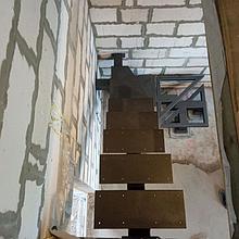 Металлокаркас для лестницы на монокосоуре 4