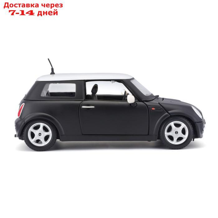 Машинка Maisto Die-Cast Mini Cooper, открывающиеся двери, 1:24, цвет чёрный с белой крышей - фото 4 - id-p226939219
