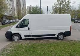 Грузовой микроавтобус