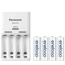 Зарядное устройство с аккумуляторами Panasonic eneloop K-KJ51MCC40E Basic Charger АА 1900 мАч BL1