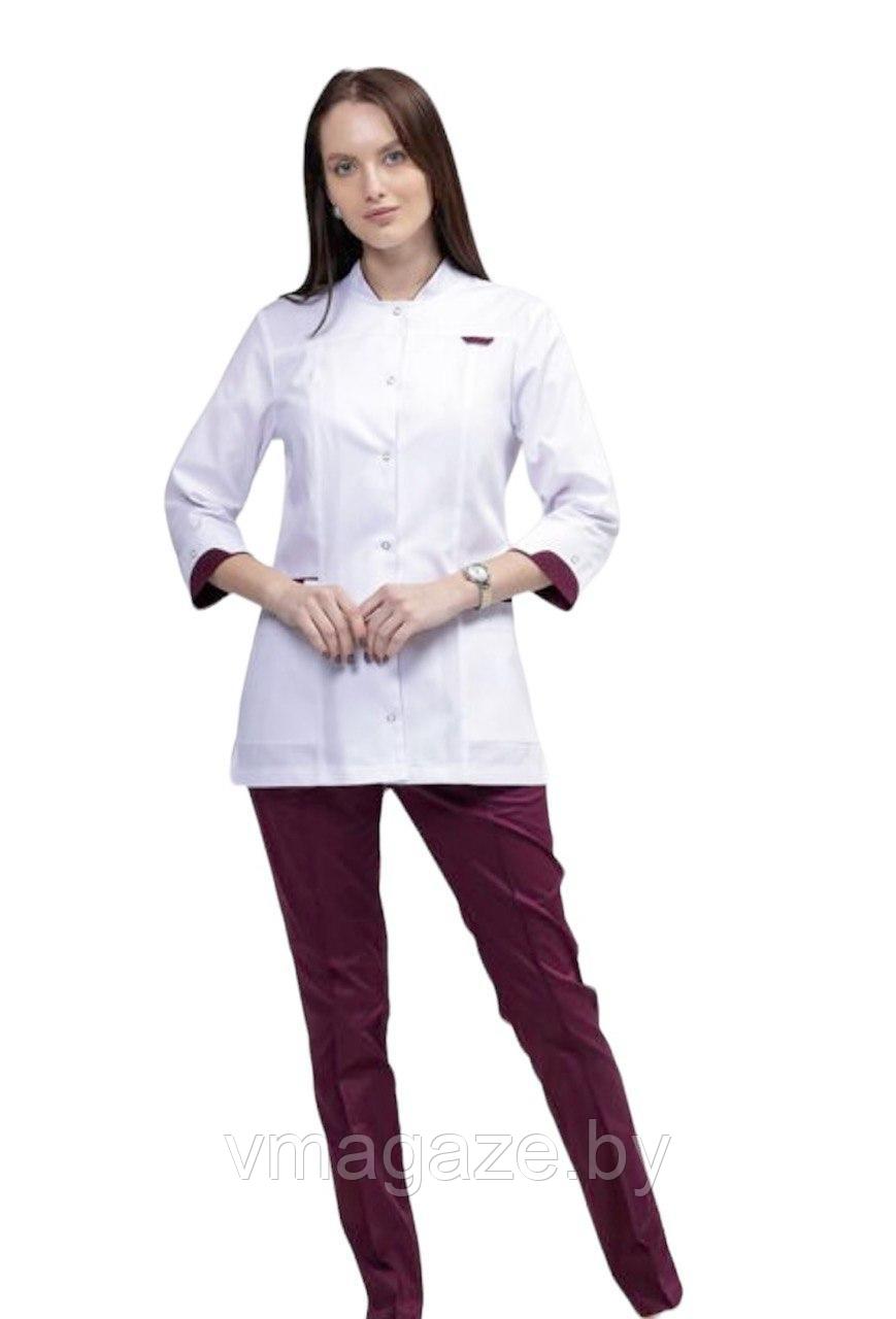 Медицинский жакет, женский (отделка бордовая, цвет белый) - фото 1 - id-p176473915