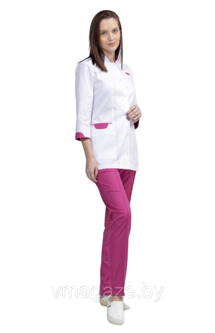 Медицинский жакет, женский (отделка розовая, цвет белый) - фото 2 - id-p176504366