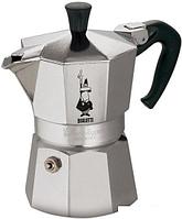 Гейзерная кофеварка Bialetti Moka Express (4 порции)