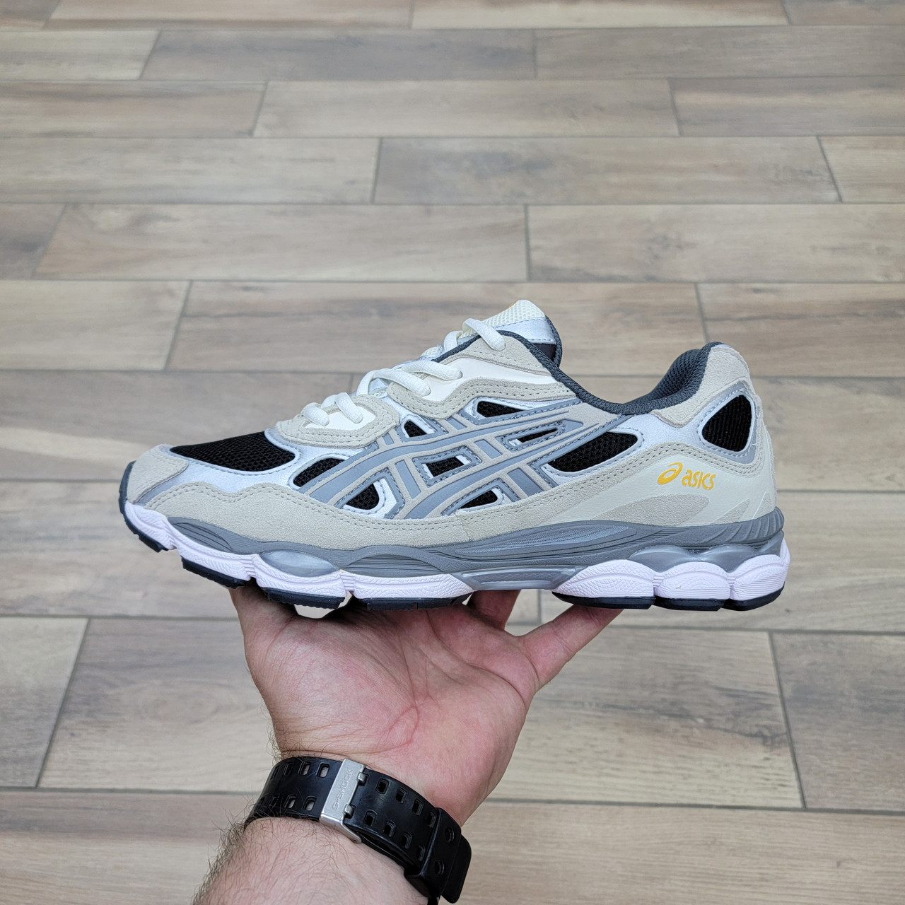 Кроссовки Asics Gel-NYC Beige Gray Black