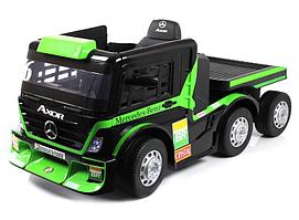 Детский электромобиль RiverToys Mercedes-Benz Axor с прицепом (H777HH) зеленый