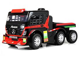 Детский электромобиль RiverToys Mercedes-Benz Axor с прицепом (H777HH) красный