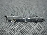 Кронштейн (крепление) переднего бампера правый Skoda Fabia 2 (5J) 5J0807184