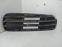 Решетка (заглушка) в бампер Audi 80 B4 (1991-1996)