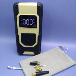Портативный автомобильный компрессор Air Compressor с функцией Powerbank c LED-дисплеем и фонариком, 4 насадки