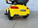 Детский толокар RiverToys F001FF-P (желтый) Mercedes, фото 6