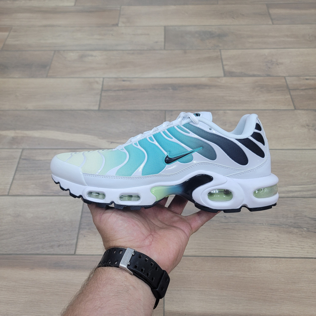 Кроссовки Nike Air Max Plus Aurora Green