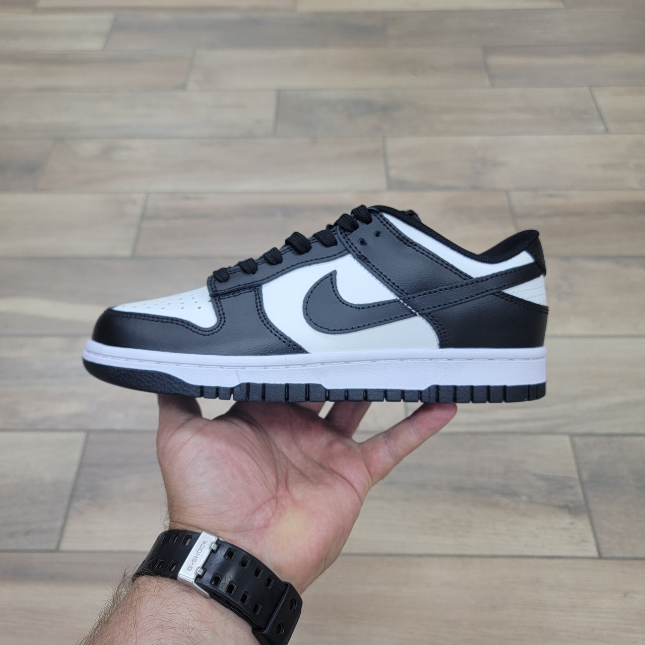 Кроссовки WMNS Nike Dunk Black White
