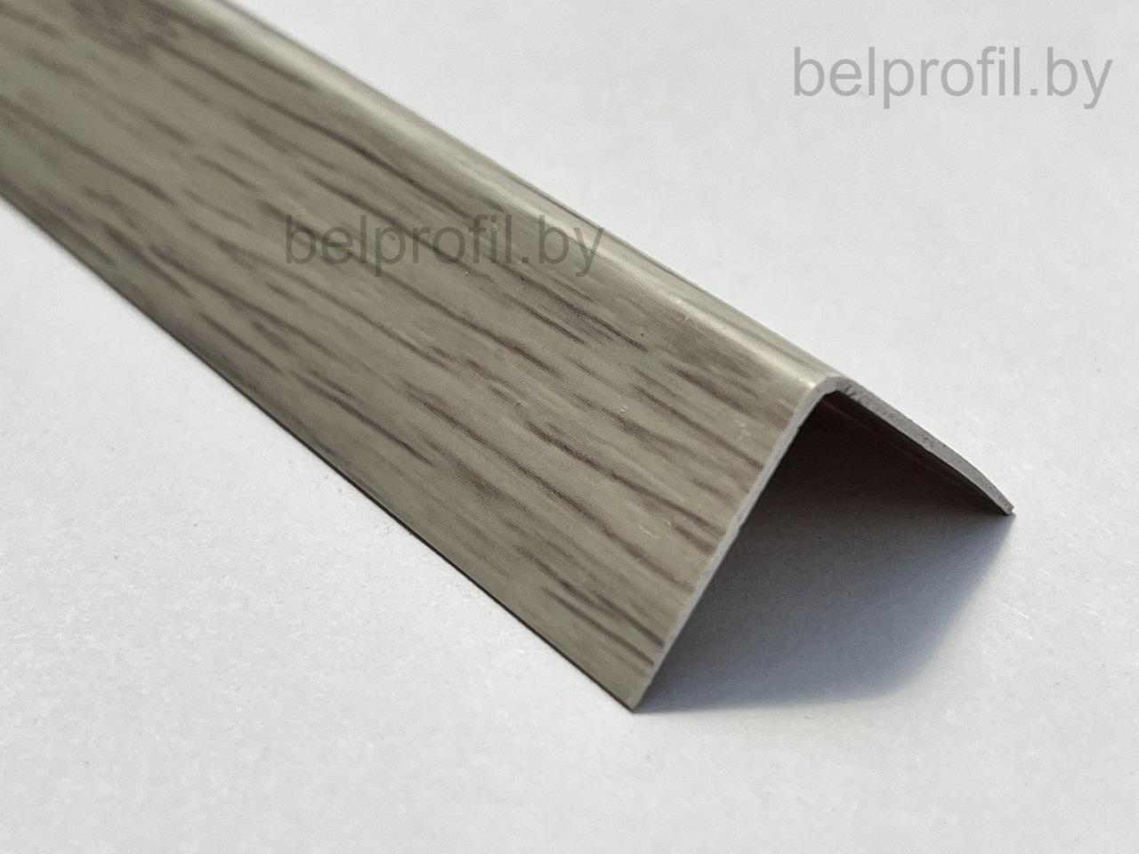 Уголок ПВХ 20Х20, 2,7 метра, цвет 263 клен северный