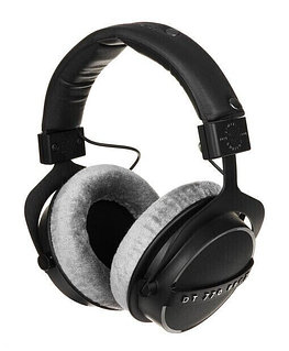 Студийные наушники Beyerdynamic DT 770 Pro X LE