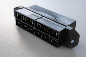 Блок предохранителей  БП-2
